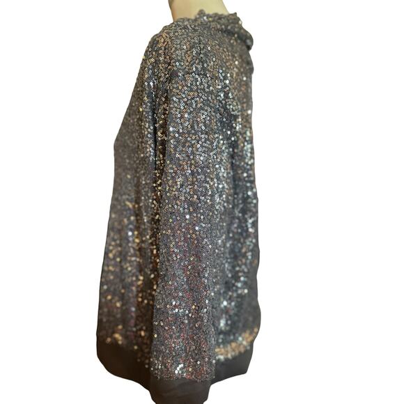 Chico’s
Sequined Blouse . Size 2. Cowl neck, short sleeve - Picture 4 of 7